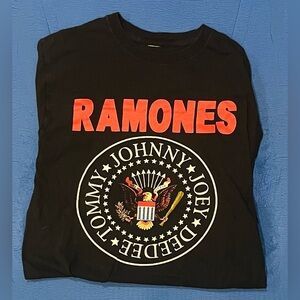 Ramones Seal Tee